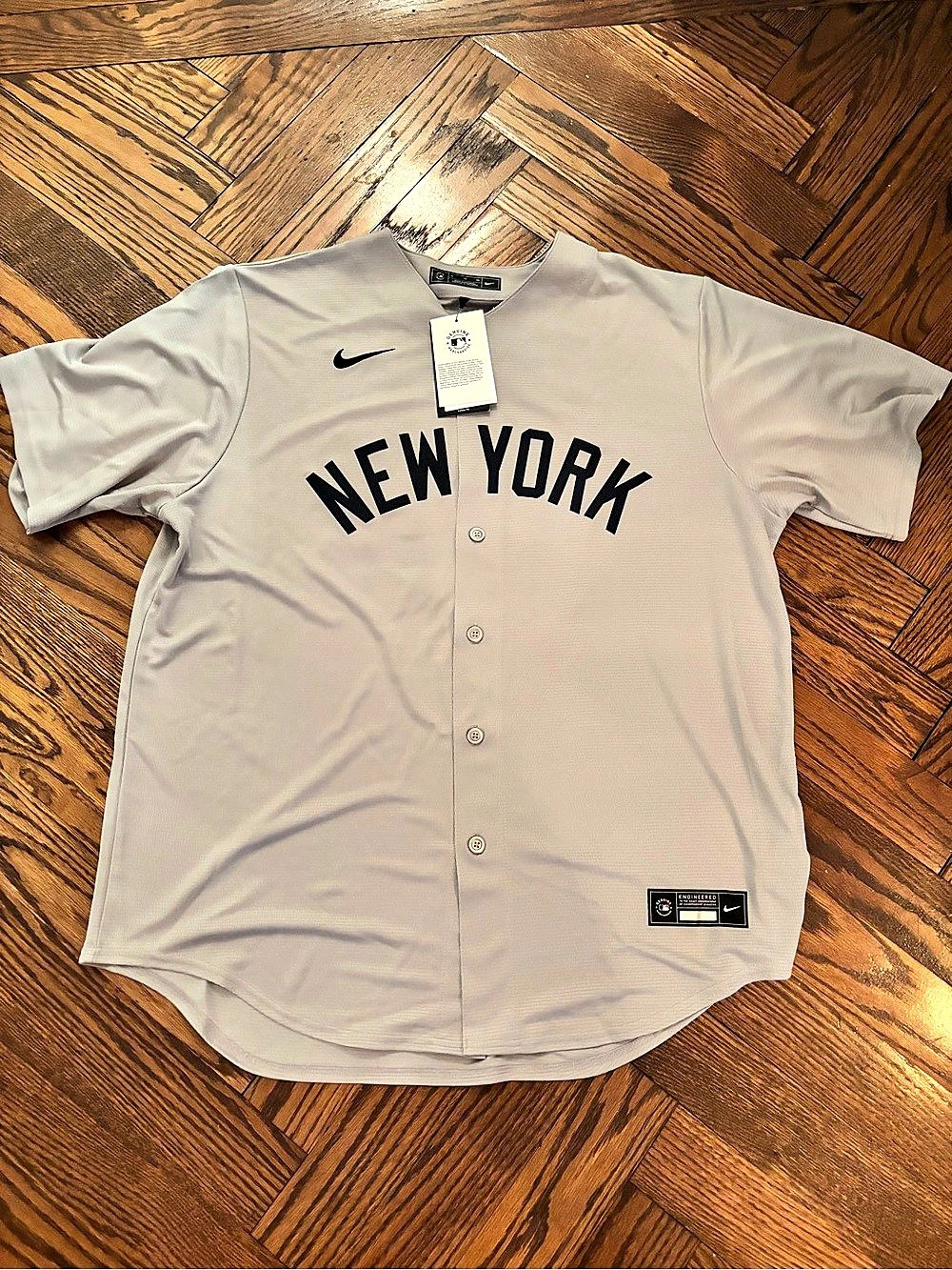 Nike MLB Authentic Collection New York Yankees Judge 99 Men’s XL Jersey Gray NWT